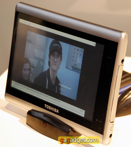 IFA2009_Toshiba_37.jpg