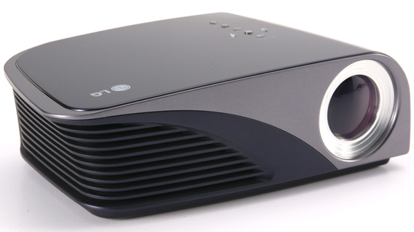 LG_HS200_02.jpg