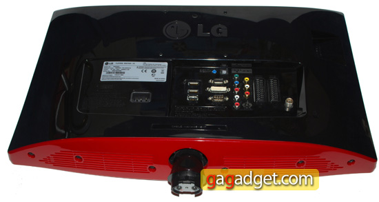LG_M227WD_03.jpg