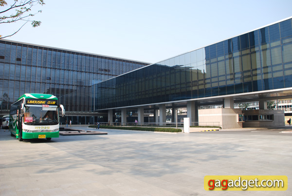 LG_DesignCenter03.jpg