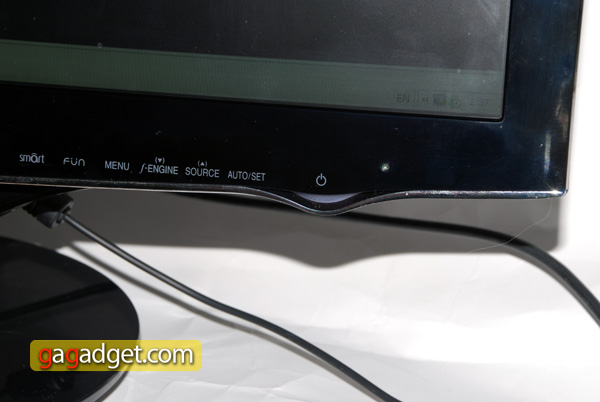 LG_W2486L_04.jpg