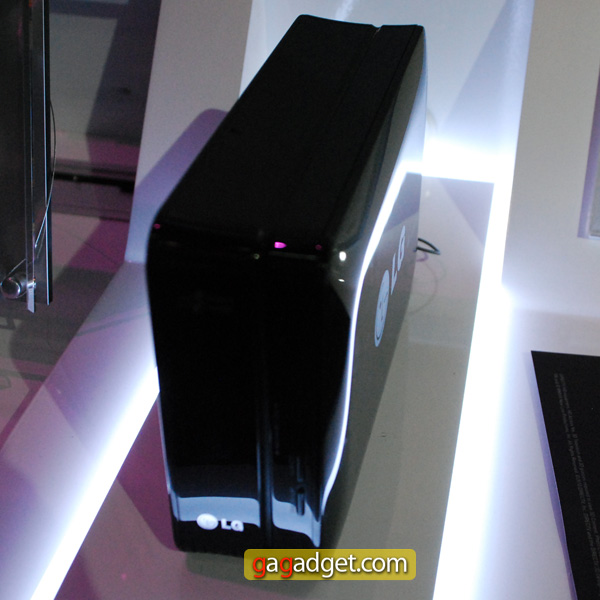 LG_CES2010_76.jpg