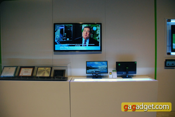 SamsungCES2010_109.jpg