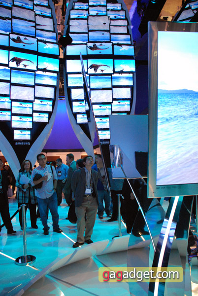 SamsungCES2010_12_0.jpg