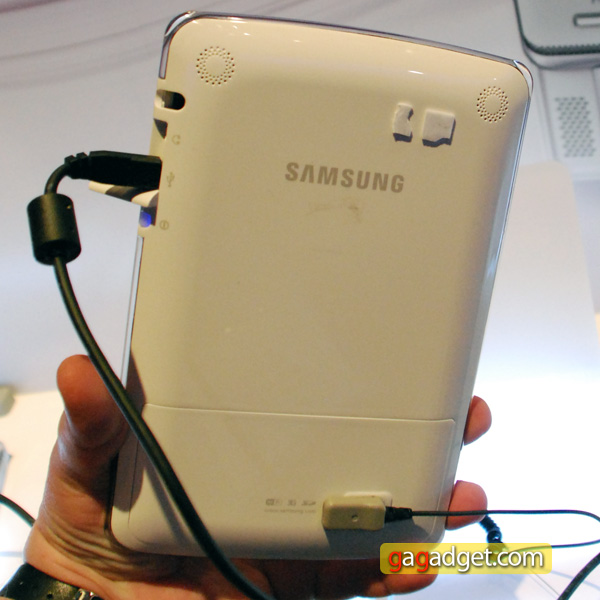 SamsungCES2010_15.jpg