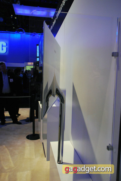 SamsungCES2010_22.jpg