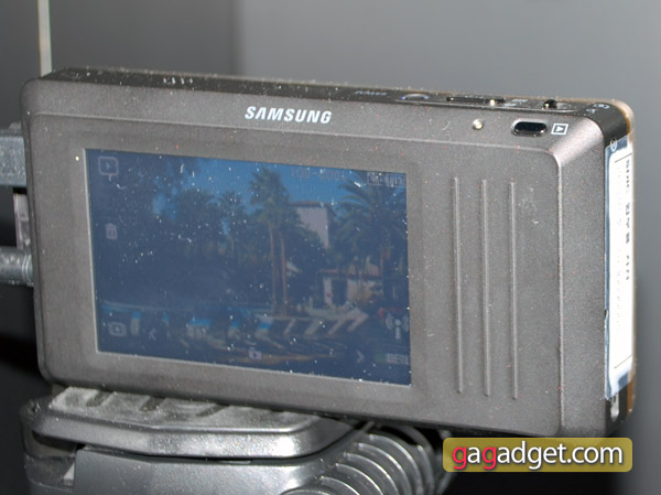 SamsungCES2010_25.jpg