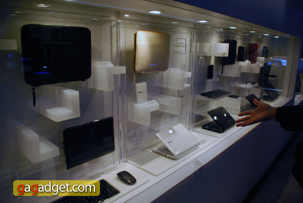 SamsungCES2010_52.jpg