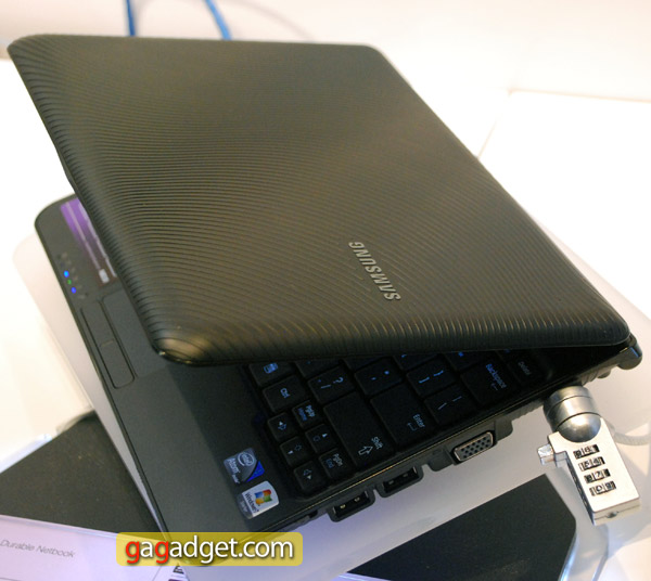 SamsungCES2010_70.jpg