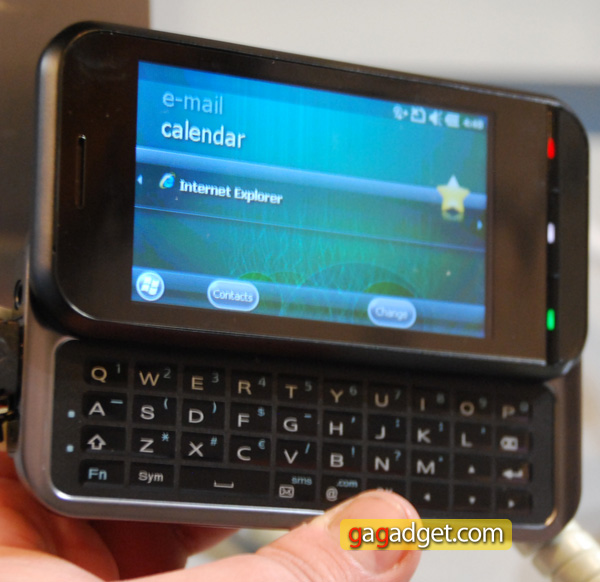 Acer_neoTouch-P300_03.jpg
