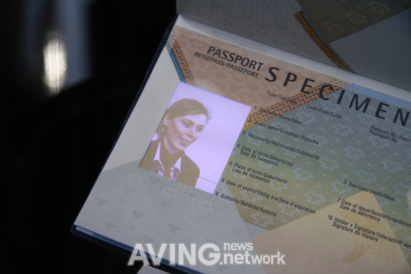 Samsung_ePassport_3.jpg