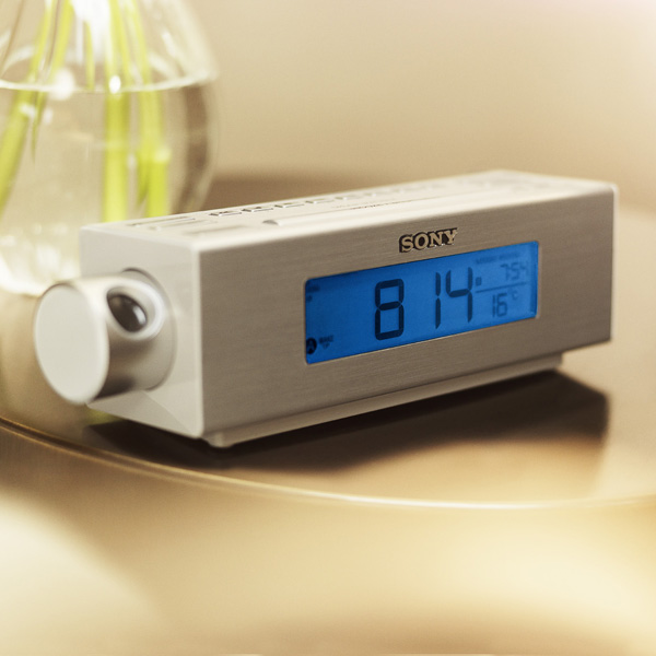 SonyICF-C717PJ_02.jpg