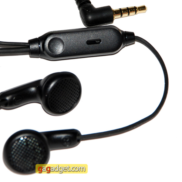  SonyEricssonVivaz10.jpg