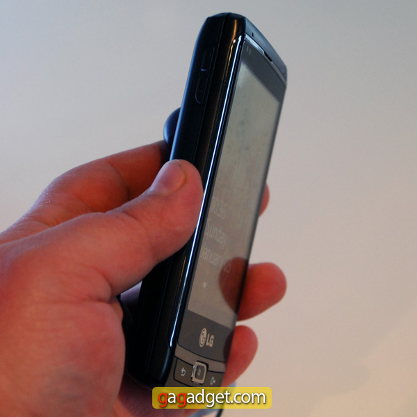 LG_Optimus7_04.jpg