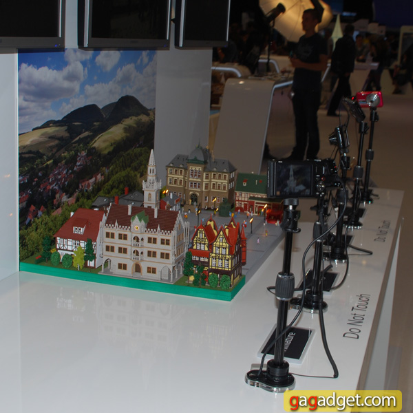 SamsungIFA2010_37.jpg