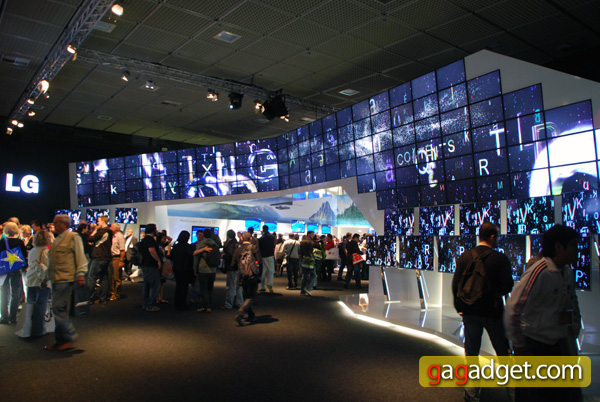LG_IFA2010_01.jpg