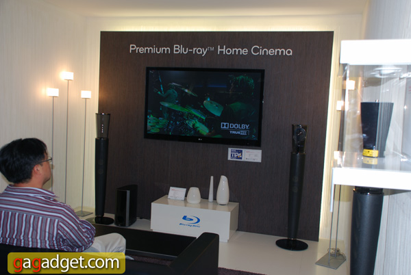 LG_IFA2010_25.jpg