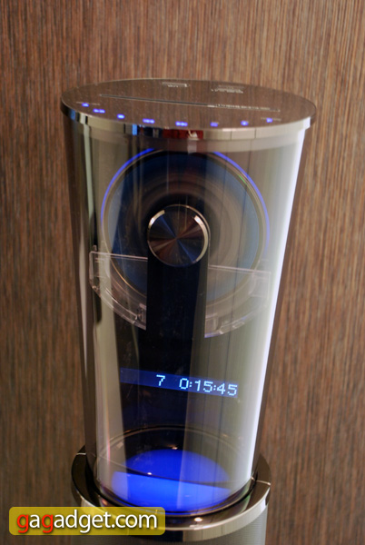 LG_IFA2010_26.jpg