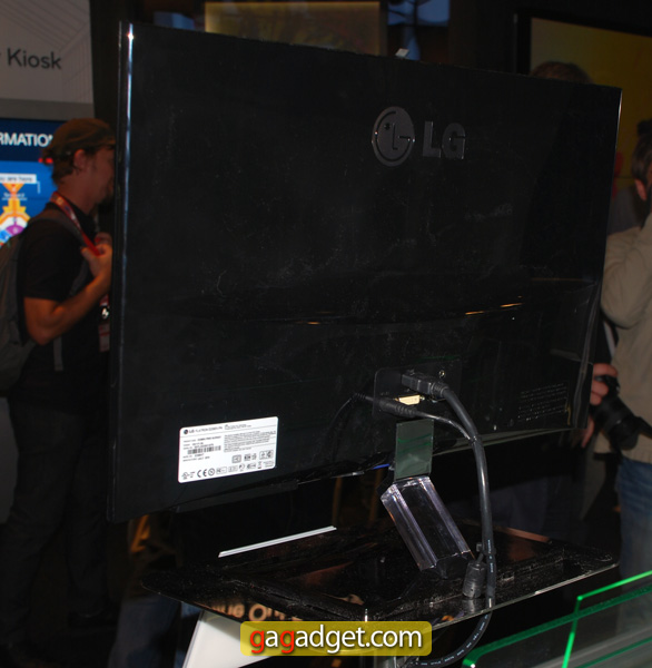 LG_IFA2010_49.jpg