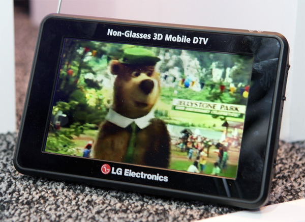 LG_3D_03.jpg