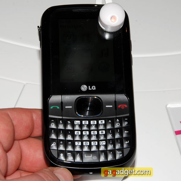 LG_C100_05.jpg