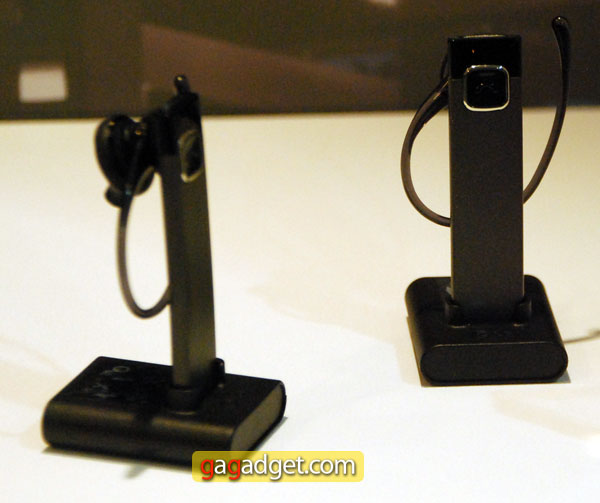 LG_HBM-585_1.jpg