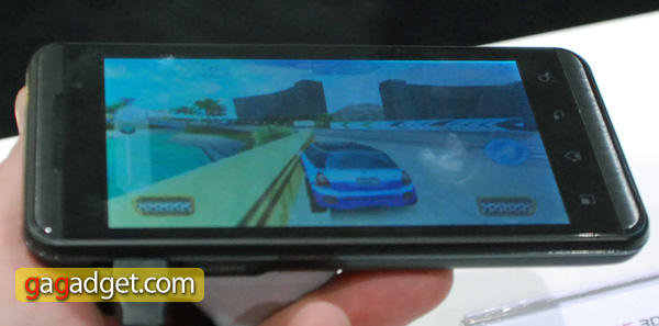 LG_Optimus3D_17.jpg