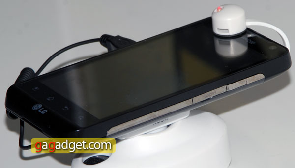 LG_Revolution_03.jpg