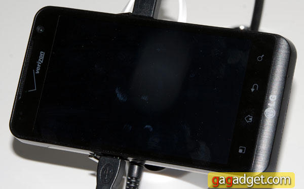 LG_Revolution_04.jpg