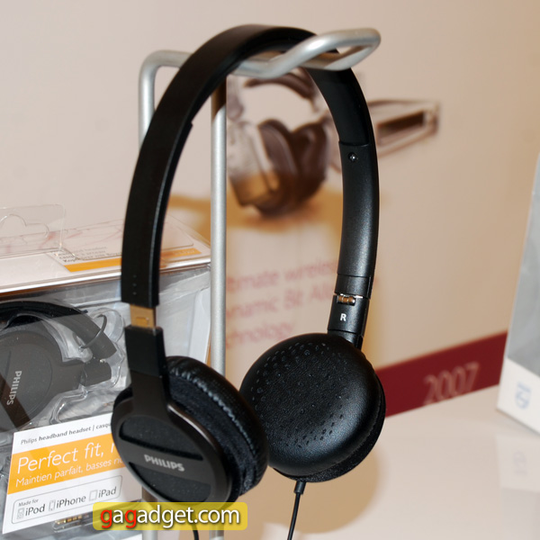 PhilipsHeadphones_04.jpg