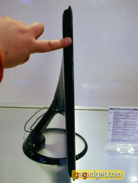 SamsungSyncMasterTA550_05.jpg