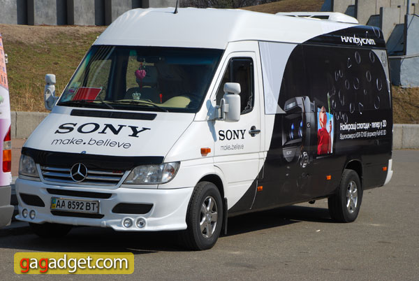Sony2011_02.jpg