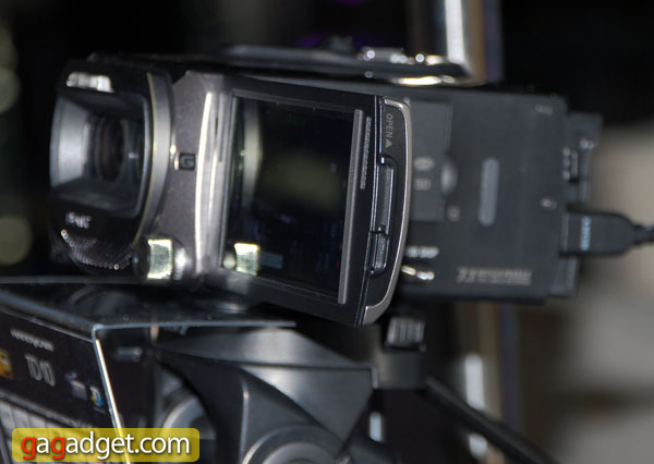 Sony2011_12.jpg