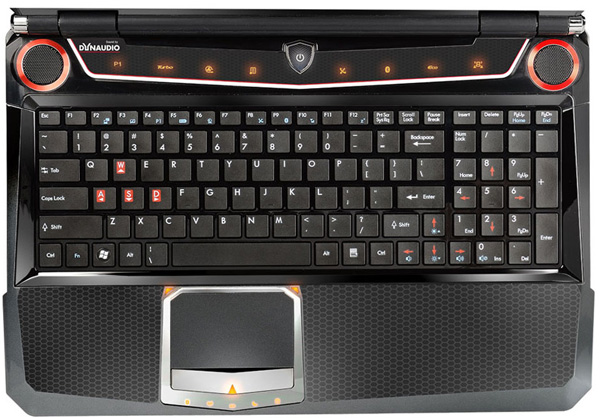 MSI_GT683_03.jpg
