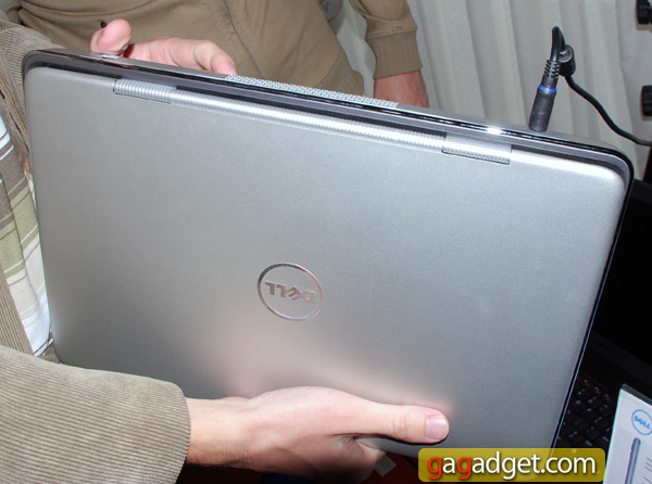 Dell_XPS_z15_08.jpg