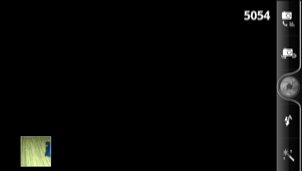 HTC_Evo3D_Camera01.jpg