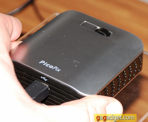 PhilipsPicoPix_P11_03.jpg