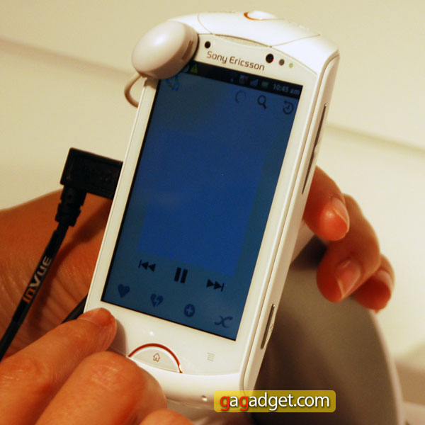 SonyEricssonLive_02.jpg