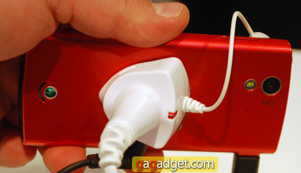 SonyEricssonXperiaRay_05.jpg