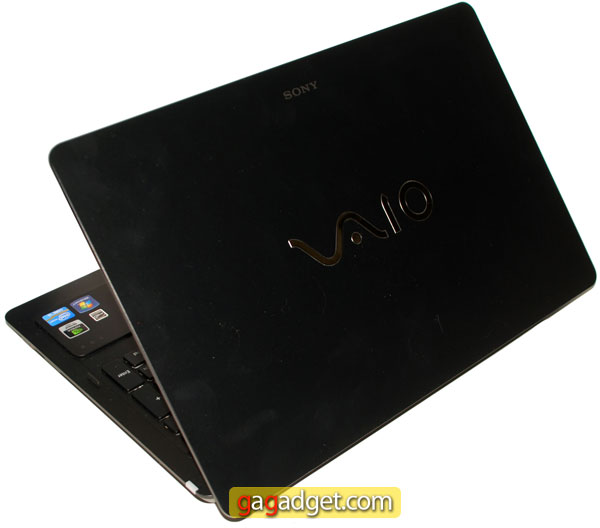 SonyVAIO_F22_02.jpg