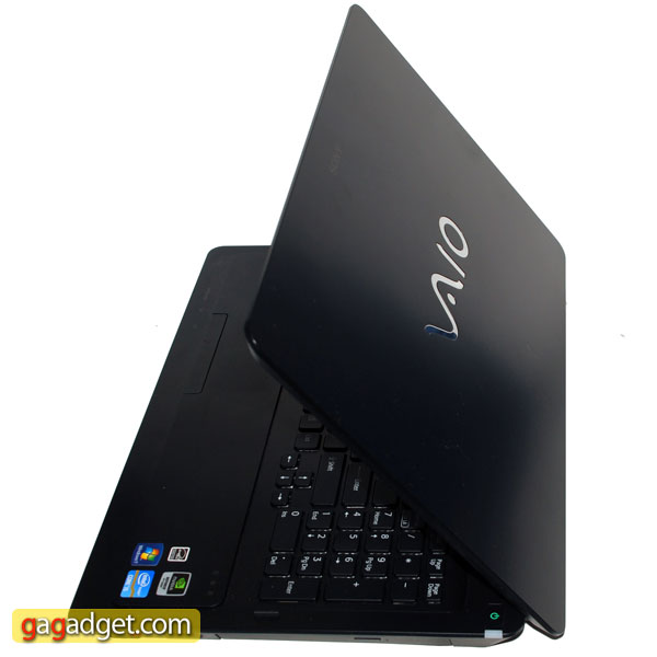 SonyVAIO_F22_03.jpg