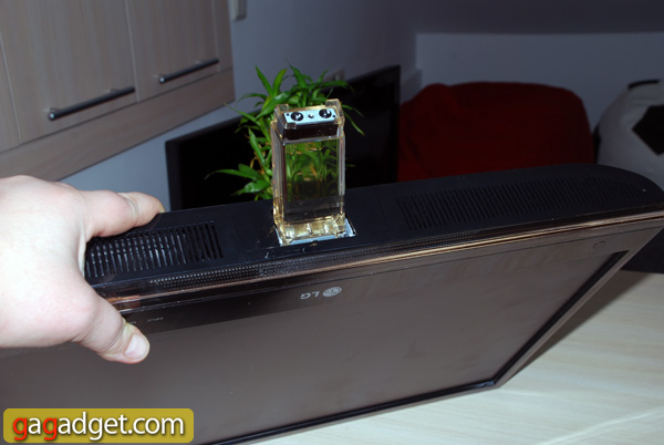 LG_M2250D_09.jpg 
