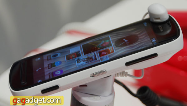 Nokia808_04.jpg