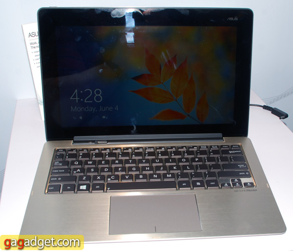 ASUS-Tablet-810-04.jpg