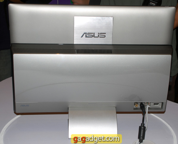ASUS-Transformer-AiO-07.jpg
