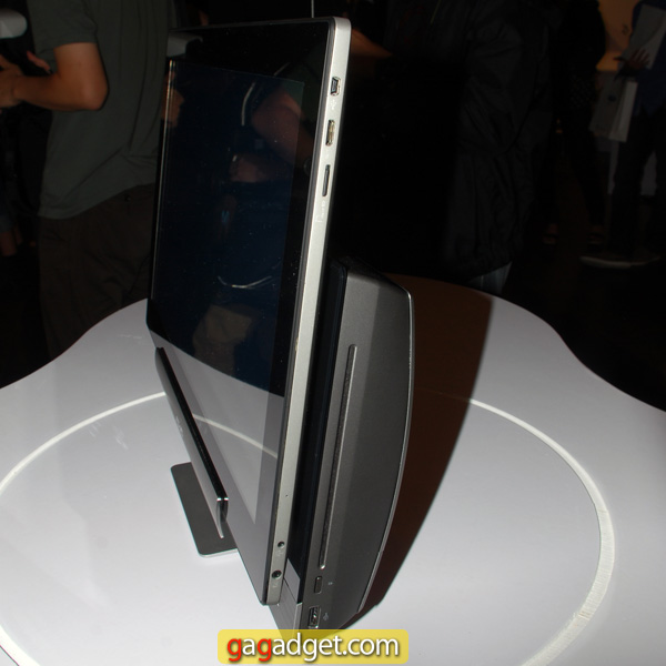 ASUS-Transformer-AiO-09.jpg