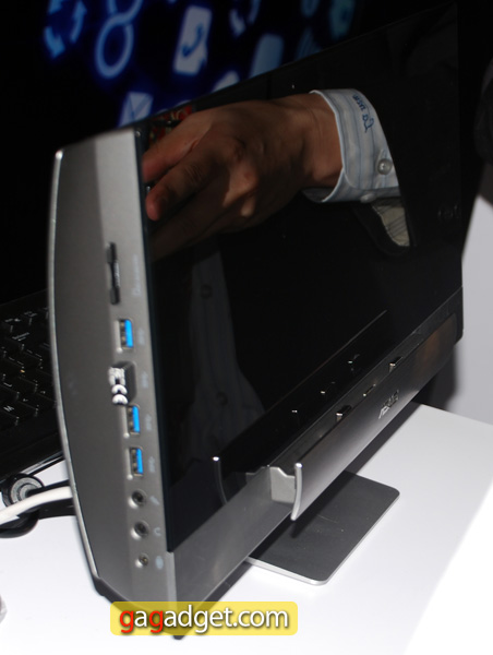 ASUS-Transformer-AiO-11.jpg