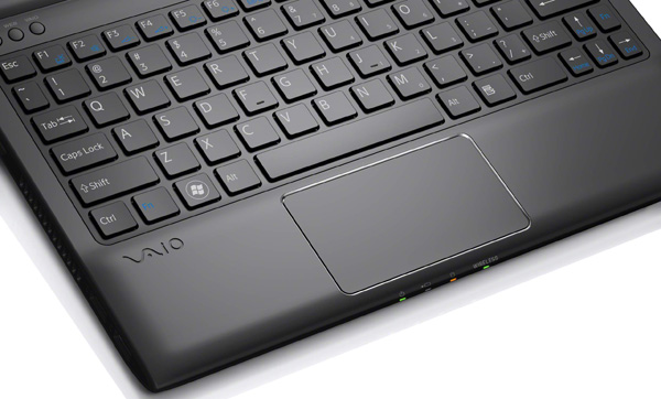 SonyVAIO_E11_05.jpg
