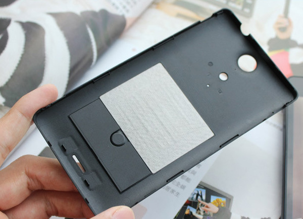 SonyXperiaLT29i_07.jpg