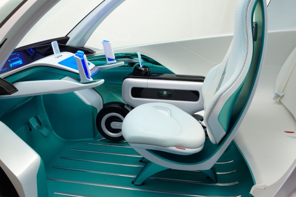 Honda-Micro-Commuter-Concept-Interior-03.jpg